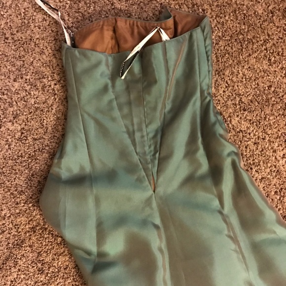 Designer gown with wrap NEGOTIABLE MAKE OFFER - Picture 2 of 8